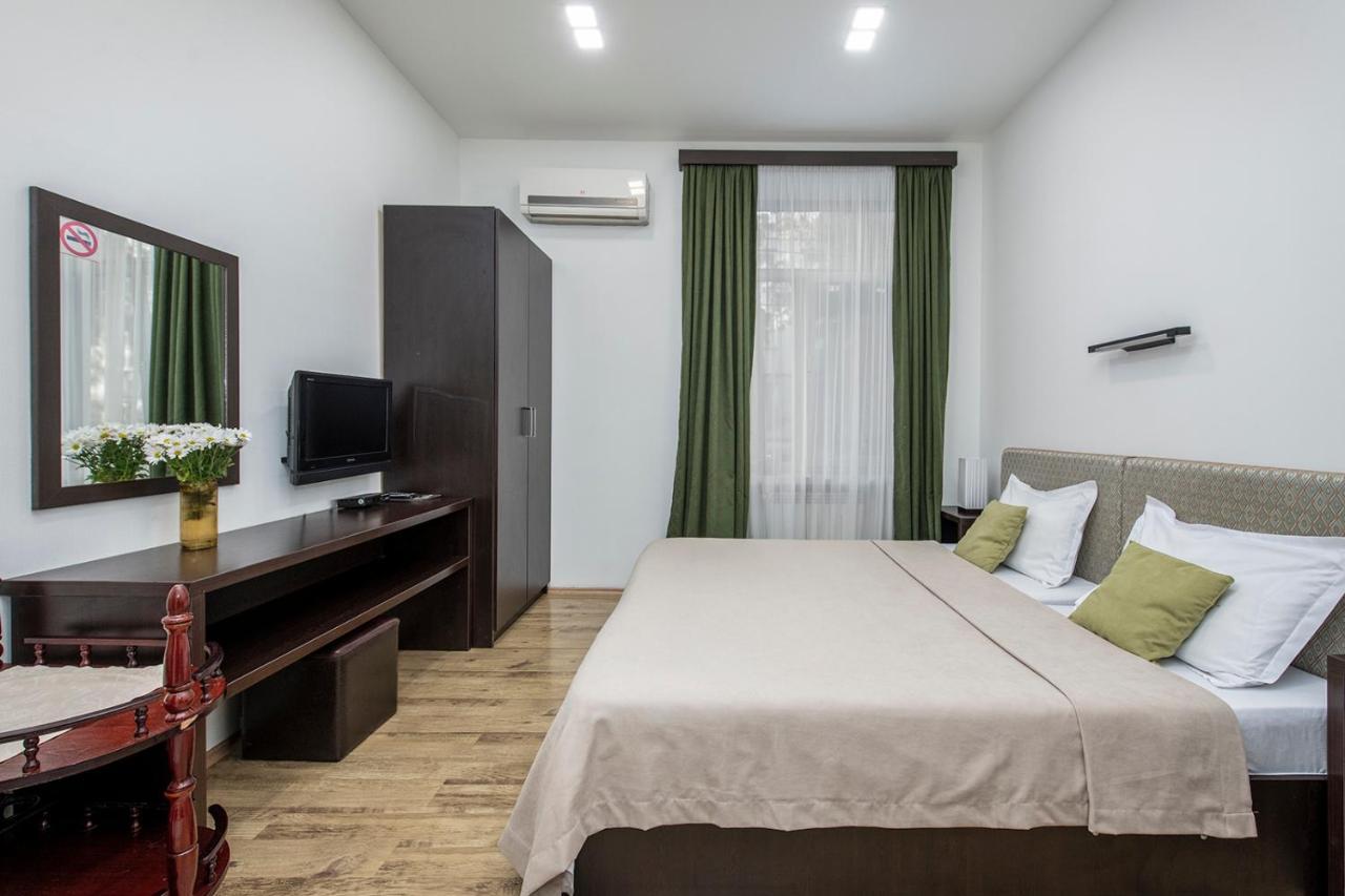 Apart Hotel Gh Tbilisi Exteriör bild